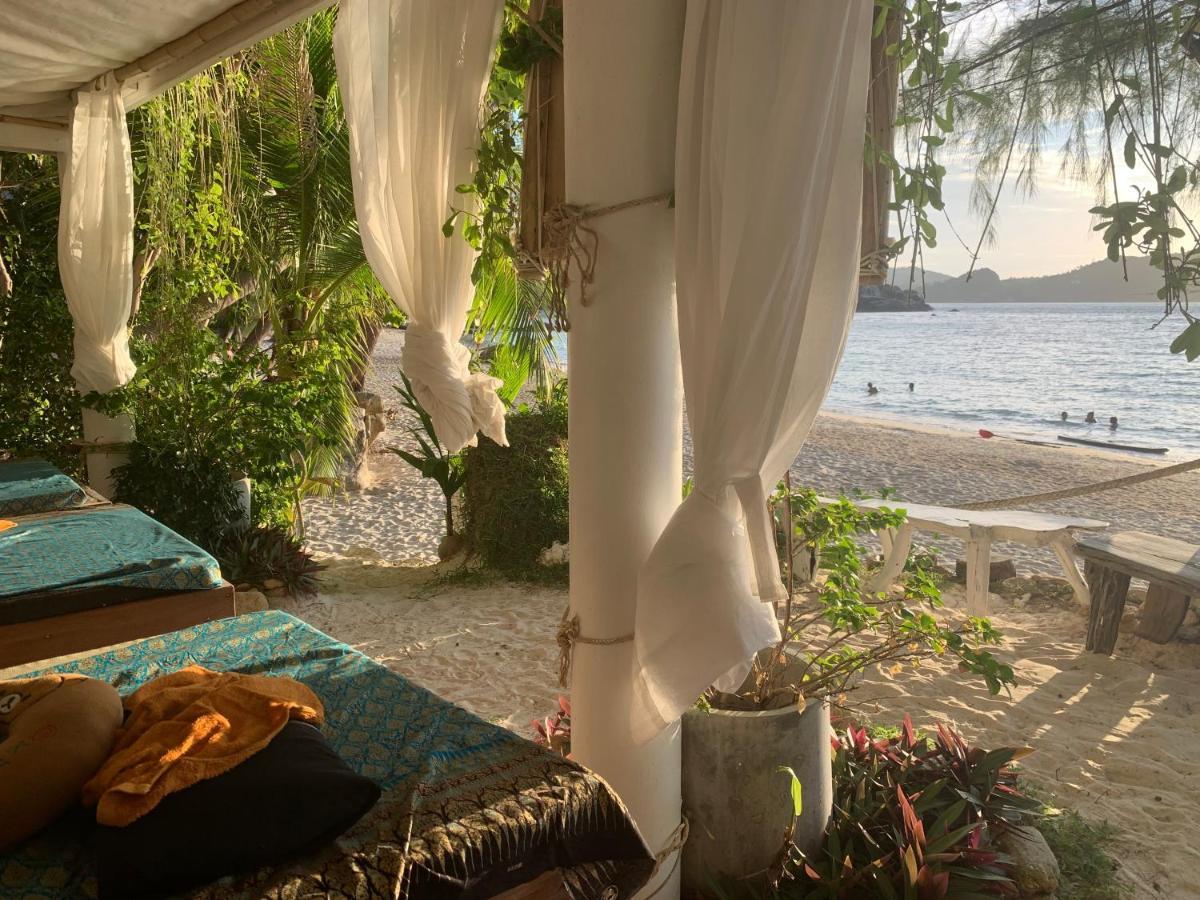 Coconut Beach Bungalows Chaloklum Exterior photo