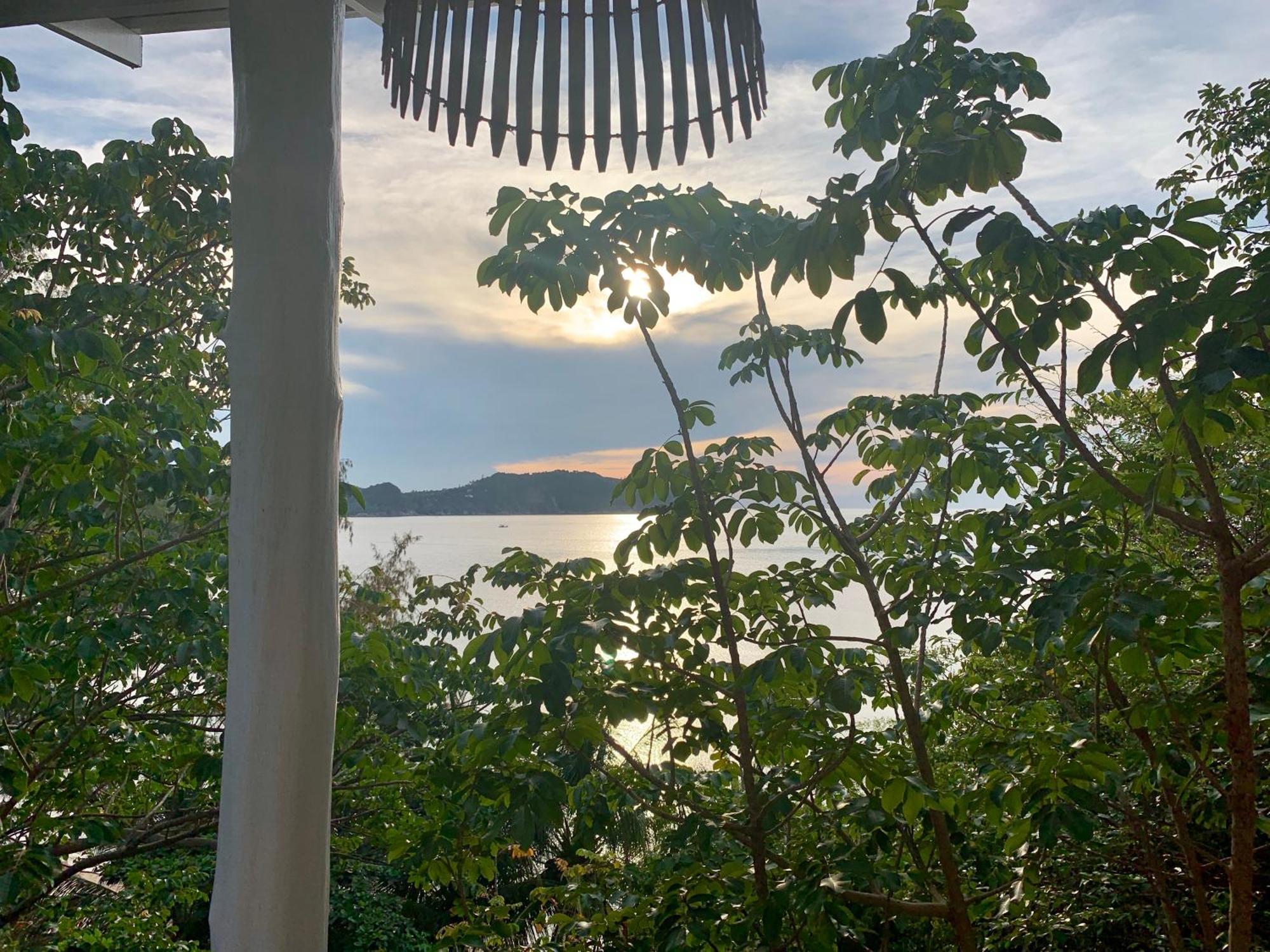 Coconut Beach Bungalows Chaloklum Room photo
