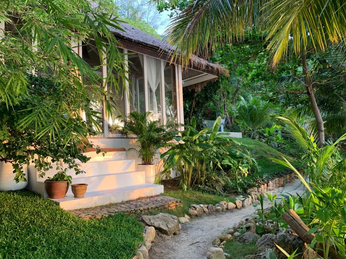 Coconut Beach Bungalows Chaloklum Exterior photo